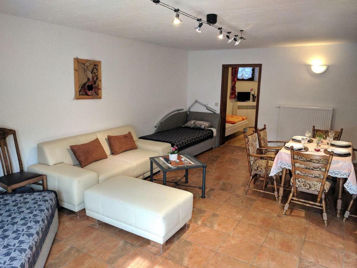 Ferienwohnung Mit Terrasse Grimma Exterior foto